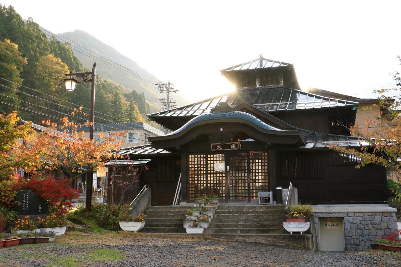 Fujiiso (Adults Only) Hotel Takayama  Luaran gambar